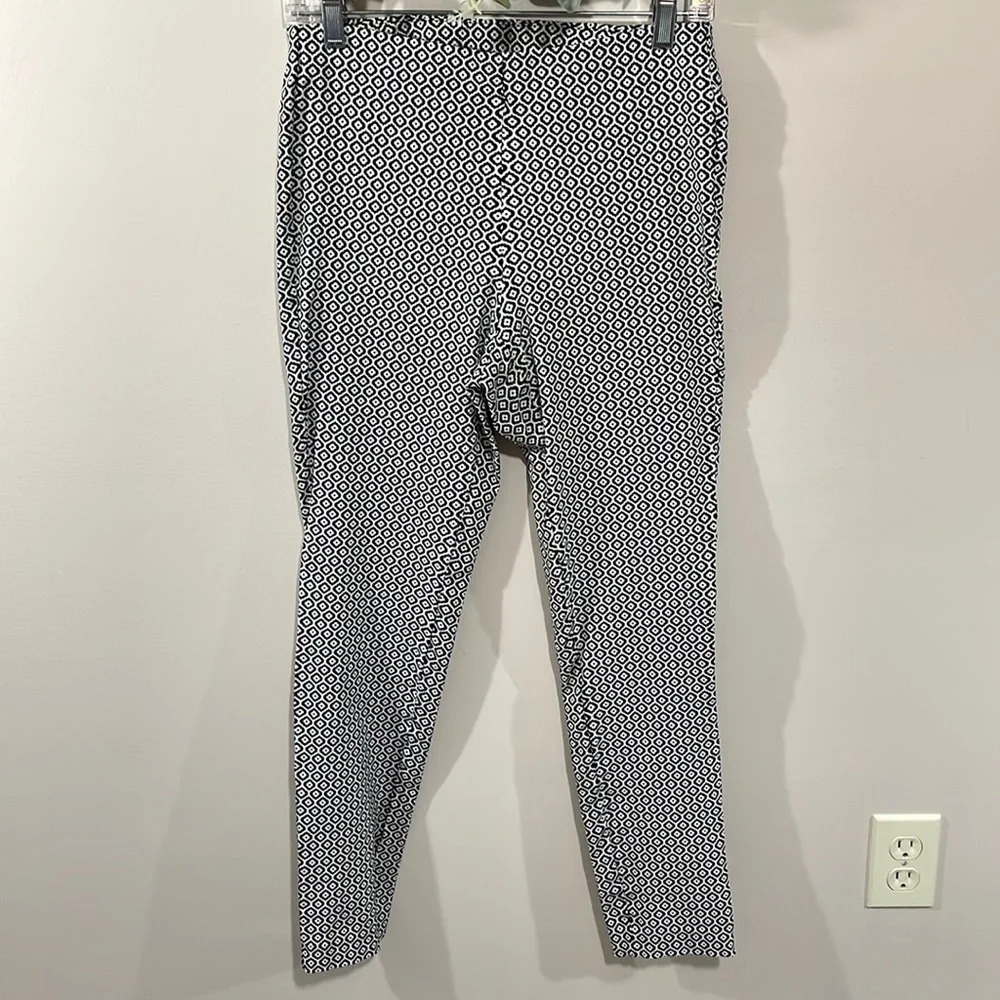 MICHAEL Michael Kors Pull On Ankle Pants Black White Trellis M